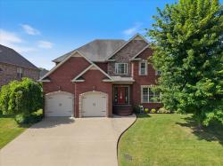 312 Retriever Ct Clarksville, TN 37043