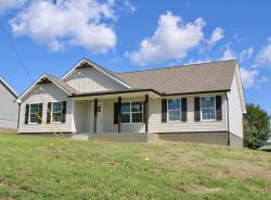 108 Crows Hill Dr Gordonsville, TN 38563