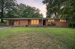 1822 Parkview Ter Pulaski, TN 38478