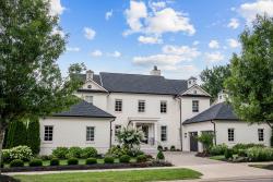 8513 Heirloom Blvd College Grove, TN 37046