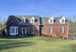 1123 Forestpointe Hendersonville, TN 37075