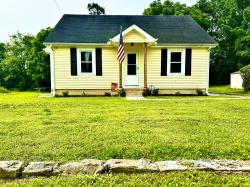 114 Collier Ave Shelbyville, TN 37160