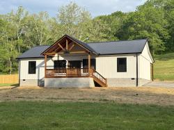45 Kemp Hollow Rd Pleasant Shade, TN 37145