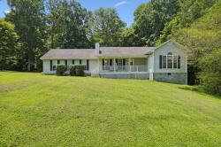 1064 Fannie Nicholson Rd Chapmansboro, TN 37035