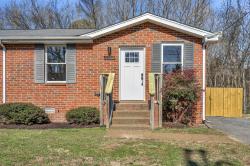 2321 Cooper Ter Nashville, TN 37216