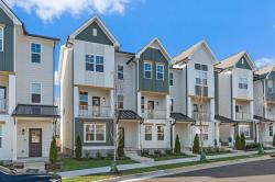2036 Maple View Ln Nashville, TN 37207