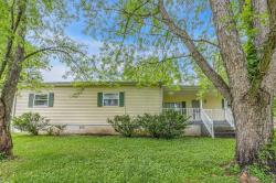 14 Oak Ln Pleasant Shade, TN 37145