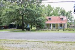 520 3rd St Tracy City, TN 37387