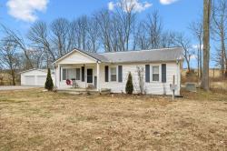 8188 Short Mountain Hwy Smithville, TN 37166
