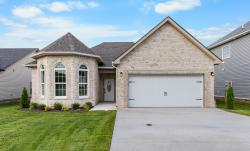 2543 Rafiki Dr Clarksville, TN 37042