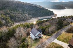 280 Sandgate Dr Smithville, TN 37166