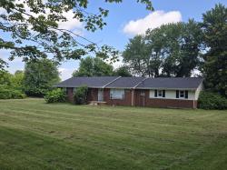 7044 Bethel Rd Greenbrier, TN 37073