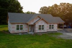 702 Adams Dr Shelbyville, TN 37160