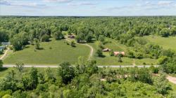 4410 Trace Creek Rd Mc Ewen, TN 37101