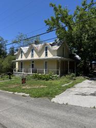 112 W Hackberry St Centerville, TN 37033
