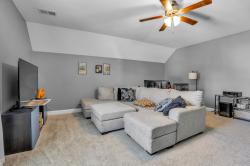 1076 Thrasher Dr Clarksville, TN 37040