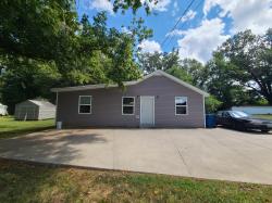 106 Wyatt St N Bruceton, TN 38317