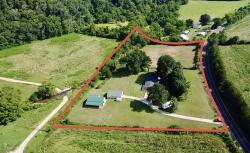 1595 Hurricane Creek Rd Lawrenceburg, TN 38464