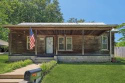 102 Nall Ave Centerville, TN 37033