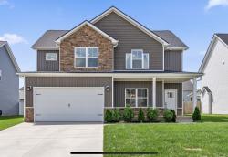 1532 Kingbird Dr Clarksville, TN 37040