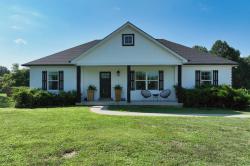 10369 Epperson Springs Rd Westmoreland, TN 37186