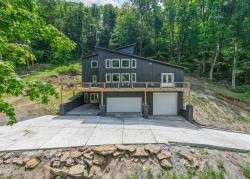 700 Shoreside Drive Smithville, TN 37166