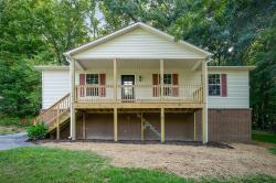 1035 Edgewood Dr Cookeville, TN 38501