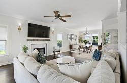 607 45th Ave N Nashville, TN 37209