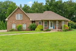1364 Eastland Dr Ashland City, TN 37015