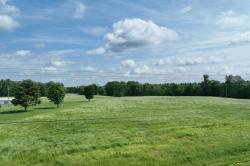 6 Dickens Hill Rd Bradyville, TN 37026