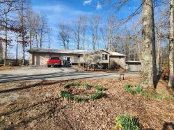3751 Ledford Mill Rd Wartrace, TN 37183