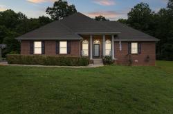 6029 Gray Fox Ln Nunnelly, TN 37137