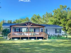 1260 Toy Denny Rd Bradyville, TN 37026