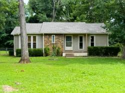 699 Blazer Ave Smyrna, TN 37167