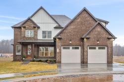 414 Blue Ridge Court Clarksville, TN 37043