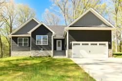 210 Patrick Dr Dover, TN 37058