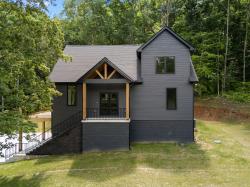 1440 Shoreside Drive Smithville, TN 37166