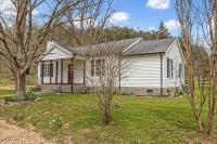 525 Jones Hollow Rd Woodbury, TN 37190