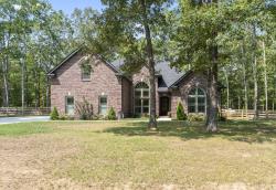 136 Winterberry Cir Manchester, TN 37355