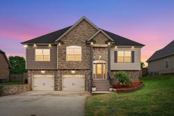 140 Covey Rise Cir Clarksville, TN 37043
