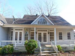 104 Salem Rd Hohenwald, TN 38462