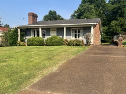 212 N 3rd St Pulaski, TN 38478