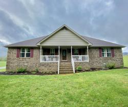 172 Landrum Ln Lafayette, TN 37083