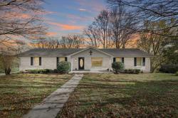 157 Hillcrest Cir Gordonsville, TN 38563
