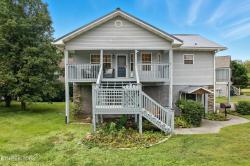 2039 Slippery Rock Circle Sevierville, TN 37862