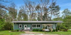 653 Georgia Ave Sewanee, TN 37375