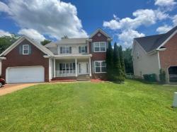 1369 Saybrook Xing Thompsons Station, TN 37179