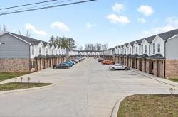 1625 Golf Club Ln 303 Clarksville, TN 37043