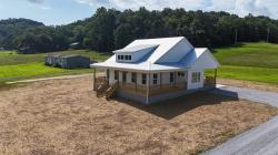 82 Beech Hill Ln Hartsville, TN 37074