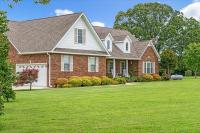 379 Hooper Rd Winchester, TN 37398
